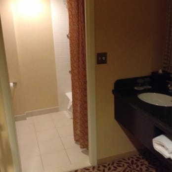 Marriott Philadelphia West - Bathroom and closet area - Hotels Near Me - West Conshohocken, Pennsylvania Marriott Philadelphia West - Bathroom and closet area - Hotels Near Me - West Conshohocken, Pennsylvania