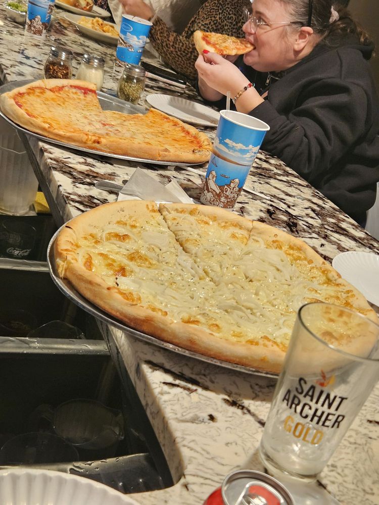 ANTONIO’S PIZZERIA & RESTAURANT Updated October 2024 74 Photos & 89 Reviews 114 S 3rd St