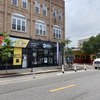 Chicago Locksmiths - Storefront with parking on the opposite side of Milwaukee. Very convenient. - Security Systems Near Me - Chicago, Illinois Chicago Locksmiths - Storefront with parking on the opposite side of Milwaukee. Very convenient. - Security Systems Near Me - Chicago, Illinois