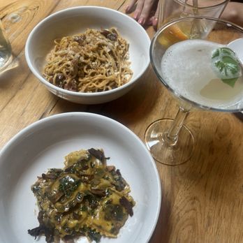 Prato - Mushroom and Leek Ravioli, Mustard Spaghettini Cacio E Pepe, Centriolo and White Sangria - Pizza Near Me - Winter Park, Florida