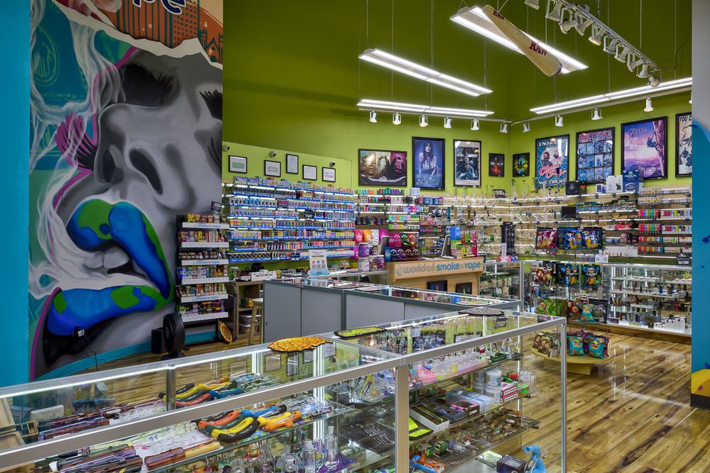 World of Smoke & Vape - Fort Worth 7th St