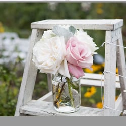 Sag Harbor Florist - Flowers for the wedding of Nicola & Phil. Photographed by Kathleen Fox Photography.