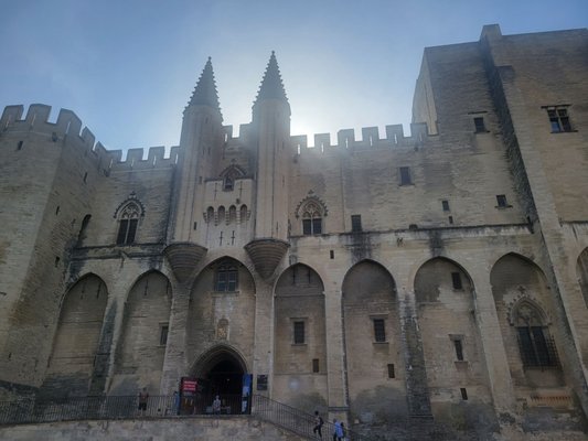 Palais des Papes by null