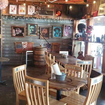 Reck 'Em Right Brewing - Breweries Near Me - Johnson City, Texas