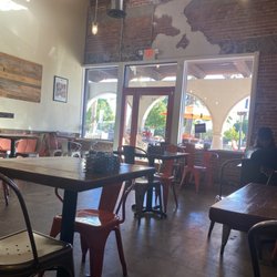Bg's Cafe - The seating area