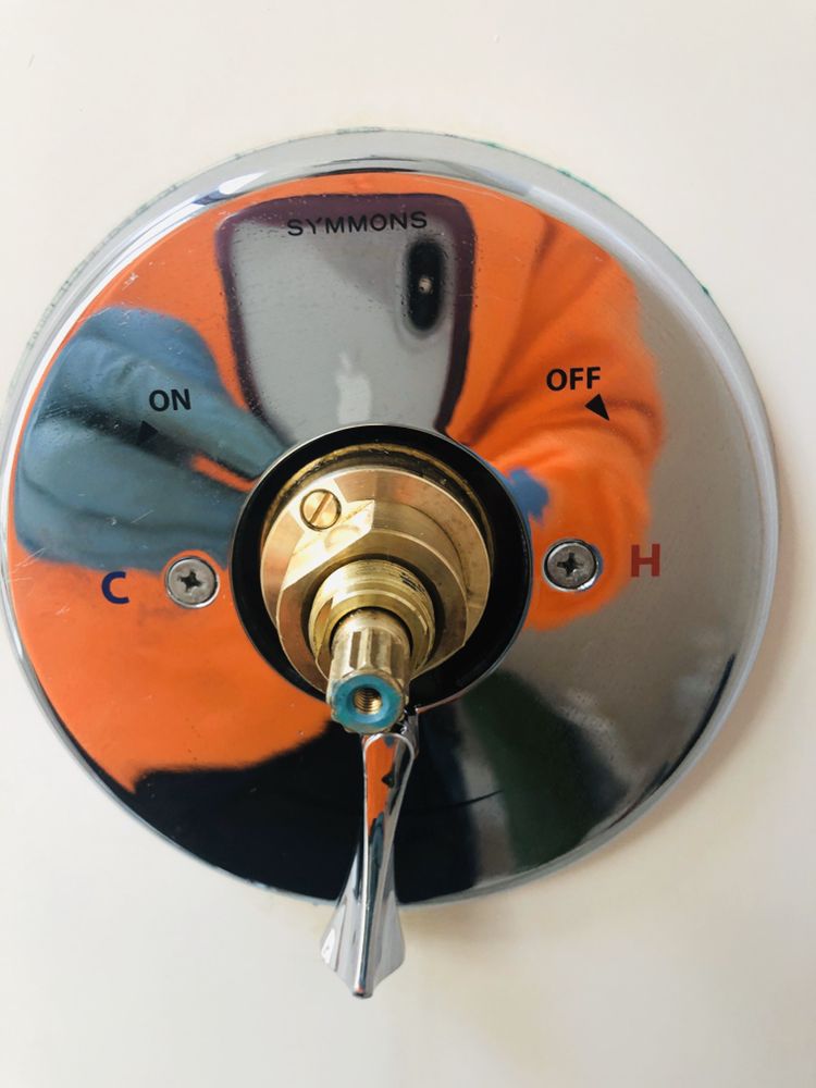 Slide of MenWon Plumbing & Drain Services