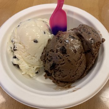 The Charmery Hampden - Malt vanilla and Maryland mud - Ice Cream & Frozen Yogurt Near Me - Baltimore, Maryland The Charmery Hampden - Malt vanilla and Maryland mud - Ice Cream & Frozen Yogurt Near Me - Baltimore, Maryland