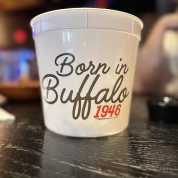 Duff's Famous Wings - Chicken Wings Near Me - Niagara Falls, New York Duff's Famous Wings - Chicken Wings Near Me - Niagara Falls, New York