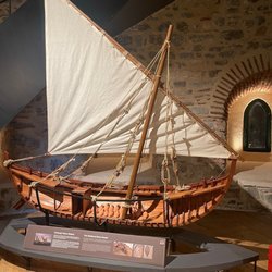 Galata Kulesi - Boat