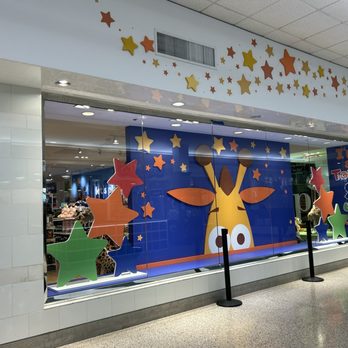 Toys R Us - Front of store - Toy Stores Near Me - Norridge, Illinois