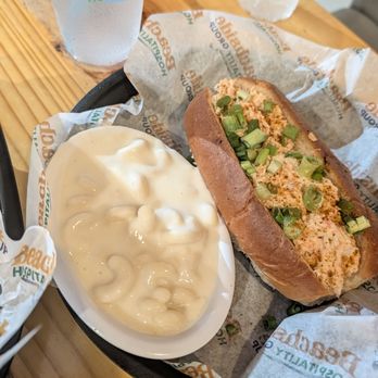 Crabby's Beachside - Alaskan crab roll with side of Mac and cheese - Seafood Near Me - St Augustine, Florida