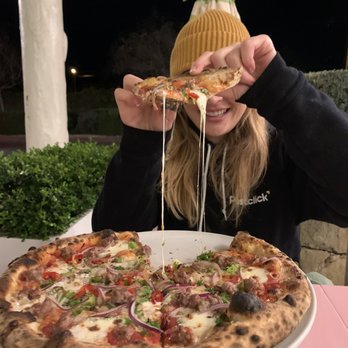 Bettina - Sausage pizza - Pizza Near Me - Santa Barbara, California Bettina - Sausage pizza - Pizza Near Me - Santa Barbara, California