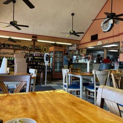 Bodacious Bar-B-Q - Inside