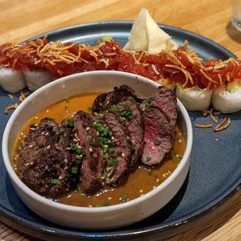 Earls Kitchen + Bar - Surf and turf - New American Near Me - McLean, Virginia