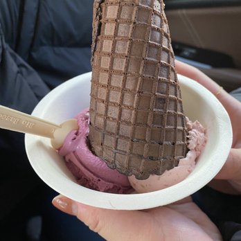 iScream - Rasperry chocolate and cassis - Ice Cream & Frozen Yogurt Near Me - Berkeley, California