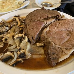 Lucky’s Blind Fish Grill - 22oz prime rib 2025