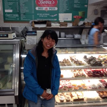 Bova's Bakery - Taking my girlfriend to try her first cannoli at Bova's. - Bakeries Near Me - Boston, Massachusetts