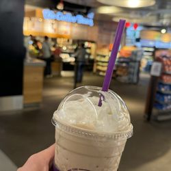 Coffee Bean & Tea Leaf - Need a caffeine JOLT!