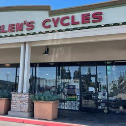 Helen's Cycles- Manhattan Beach
