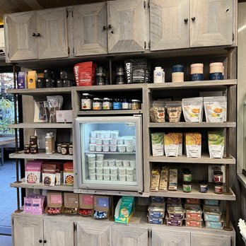 Sunlife Organics - Shelves - Juice Bars & Smoothies Near Me - Malibu, California Sunlife Organics - Shelves - Juice Bars & Smoothies Near Me - Malibu, California