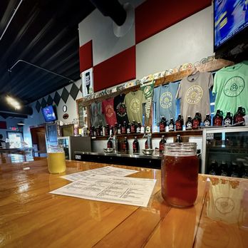 Steele Street Brewery - We sat at the bar - Breweries Near Me - Ionia, Michigan Steele Street Brewery - We sat at the bar - Breweries Near Me - Ionia, Michigan