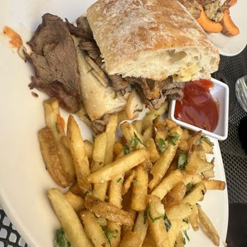 Aracely Cafe - New American Near Me - San Francisco, California