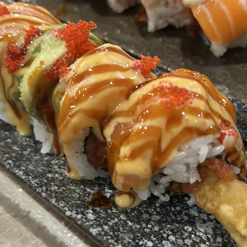 Sushi Umami - Triple S Roll Inside: spicy tuna, shrimp tempura Topping: salmon, avocado, green onion, tobiko Sauce: spicy mayo, unagi sauce - Japanese Near Me - Milpitas, California Sushi Umami - Triple S Roll Inside: spicy tuna, shrimp tempura Topping: salmon, avocado, green onion, tobiko Sauce: spicy mayo, unagi sauce - Japanese Near Me - Milpitas, California