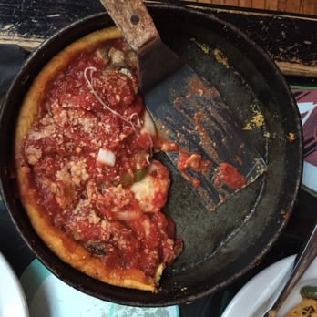 Gino's East - South Loop - Gino's Supreme/ Chicago Fire (deep dish) - Pizza Near Me - Chicago, Illinois