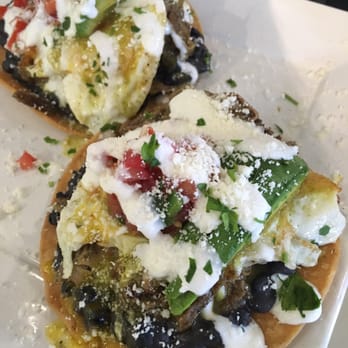 Eat Chow - Short rib tostada - Breakfast & Brunch Near Me - Costa Mesa, California Eat Chow - Short rib tostada - Breakfast & Brunch Near Me - Costa Mesa, California