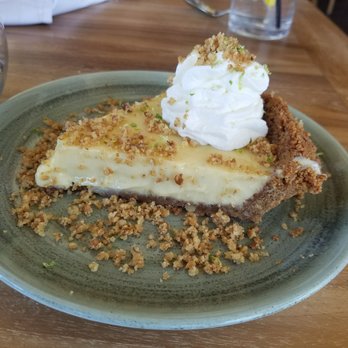 Beach House - Incredible key lime pie - Bars Near Me - Pompano Beach, Florida