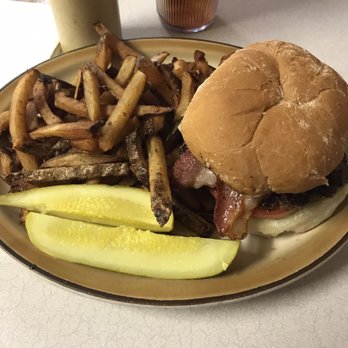 Poopie Di Manno's Lunch - Diners Near Me - Glens Falls, New York Poopie Di Manno's Lunch - Diners Near Me - Glens Falls, New York