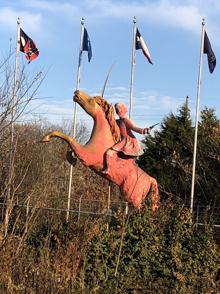 NATHAN BEDFORD FORREST EQUESTRIAN STATUE 10 Reviews Oakley Dr And