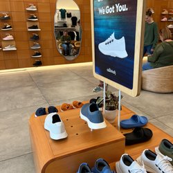 Allbirds