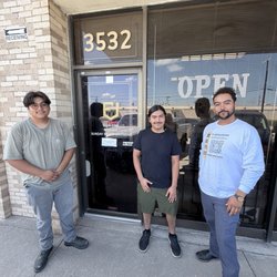 FI Appliances - Entrance and the three brothers