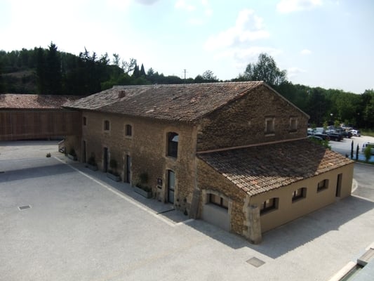 Moulin De Vernègues by null