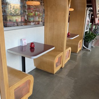 Mom's Spaghetti - Indoor seating - Sandwiches Near Me - Detroit, Michigan Mom's Spaghetti - Indoor seating - Sandwiches Near Me - Detroit, Michigan