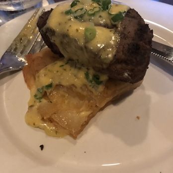 Tableau - Petit Filet of Beef - Cajun/Creole Near Me - New Orleans, Louisiana