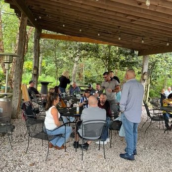 Barrel & Bloom - Pavilion - Wineries Near Me - New Kensington, Pennsylvania