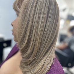 Golden Cuts - We are Gorgeous Girls!