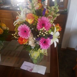Medium arrangement created by the designer.
