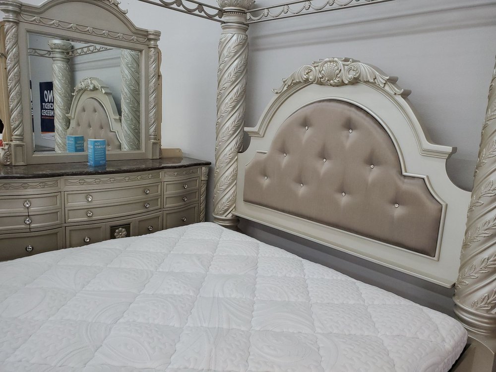 ROOMS ARE US Updated September 2024 18 Photos 1366 Navco Rd, Mobile, Alabama Furniture