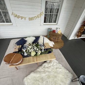 Pomp Picnics - Set up - Party & Event Planning Near Me
