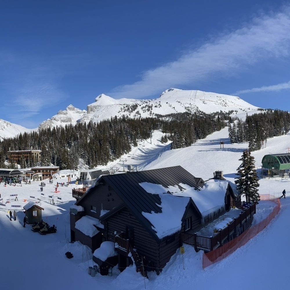 Sunshine Mountain Lodge - Ski Resorts Near Me - Banff, Alberta Sunshine Mountain Lodge - Ski Resorts Near Me - Banff, Alberta