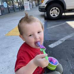 Benny's Pure Water - Cotton Candy ice cream