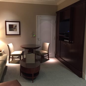 Children's Memorial Hermann Hospital - Living area - Hospitals Near Me - Houston, Texas
