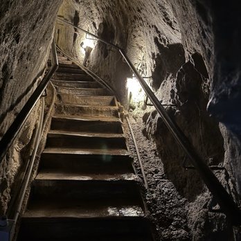 Cave Store - Walking Tours Near Me - La Jolla, California