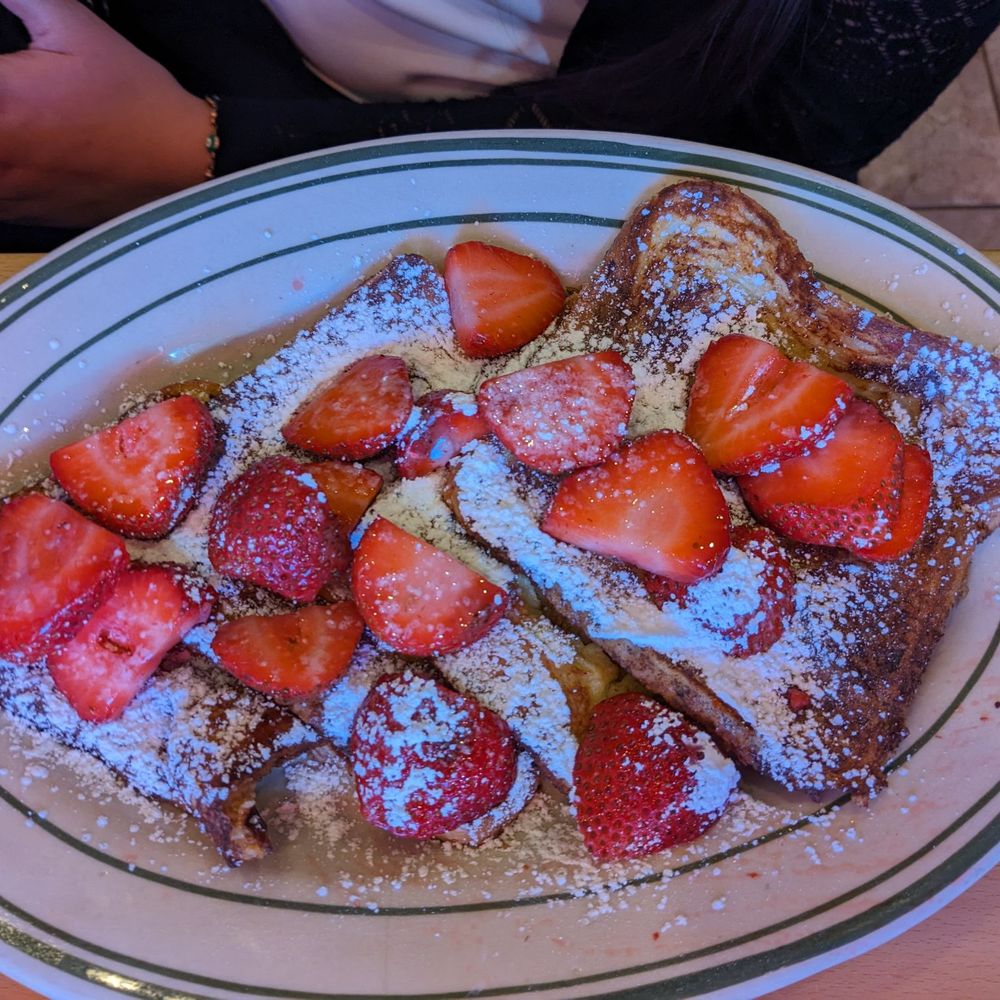 Staten Island Diner - French toast - Diners Near Me - Staten Island, New York Staten Island Diner - French toast - Diners Near Me - Staten Island, New York