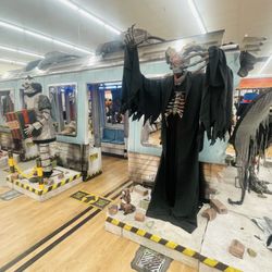 Spirit Halloween