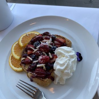 The Lemon Tree - French toast - Cocktail Bars Near Me - Bend, Oregon The Lemon Tree - French toast - Cocktail Bars Near Me - Bend, Oregon