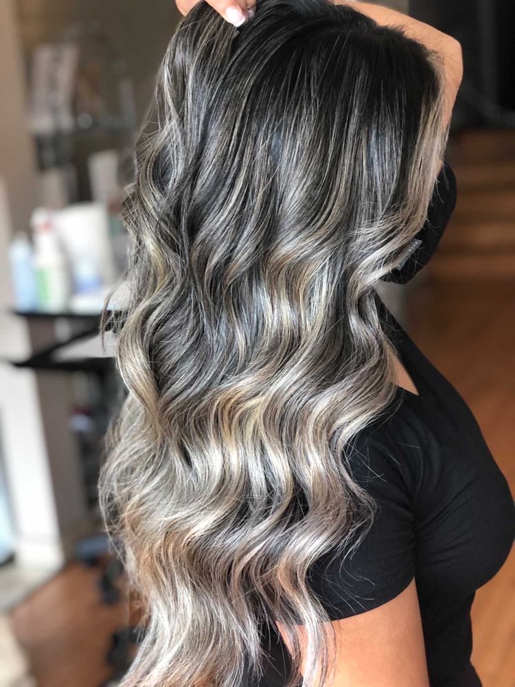 BEAUTIFUL IMAGES Updated August 2024 1040 Erie Street E, Windsor